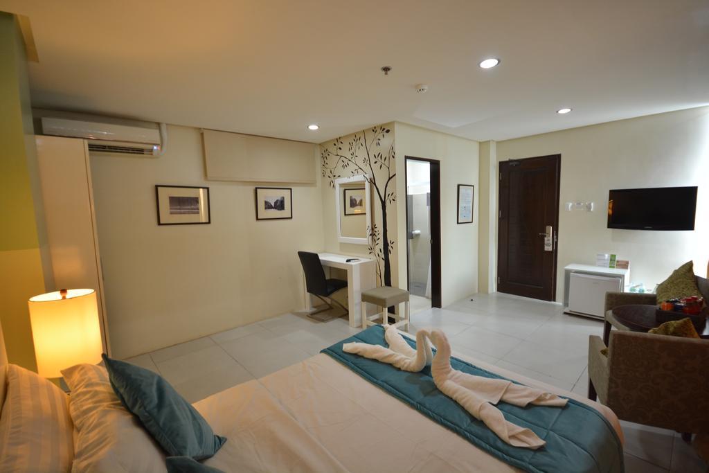 Empire Suites Hotel Puerto Princesa Eksteriør billede