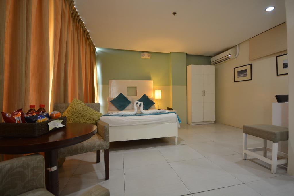 Empire Suites Hotel Puerto Princesa Eksteriør billede