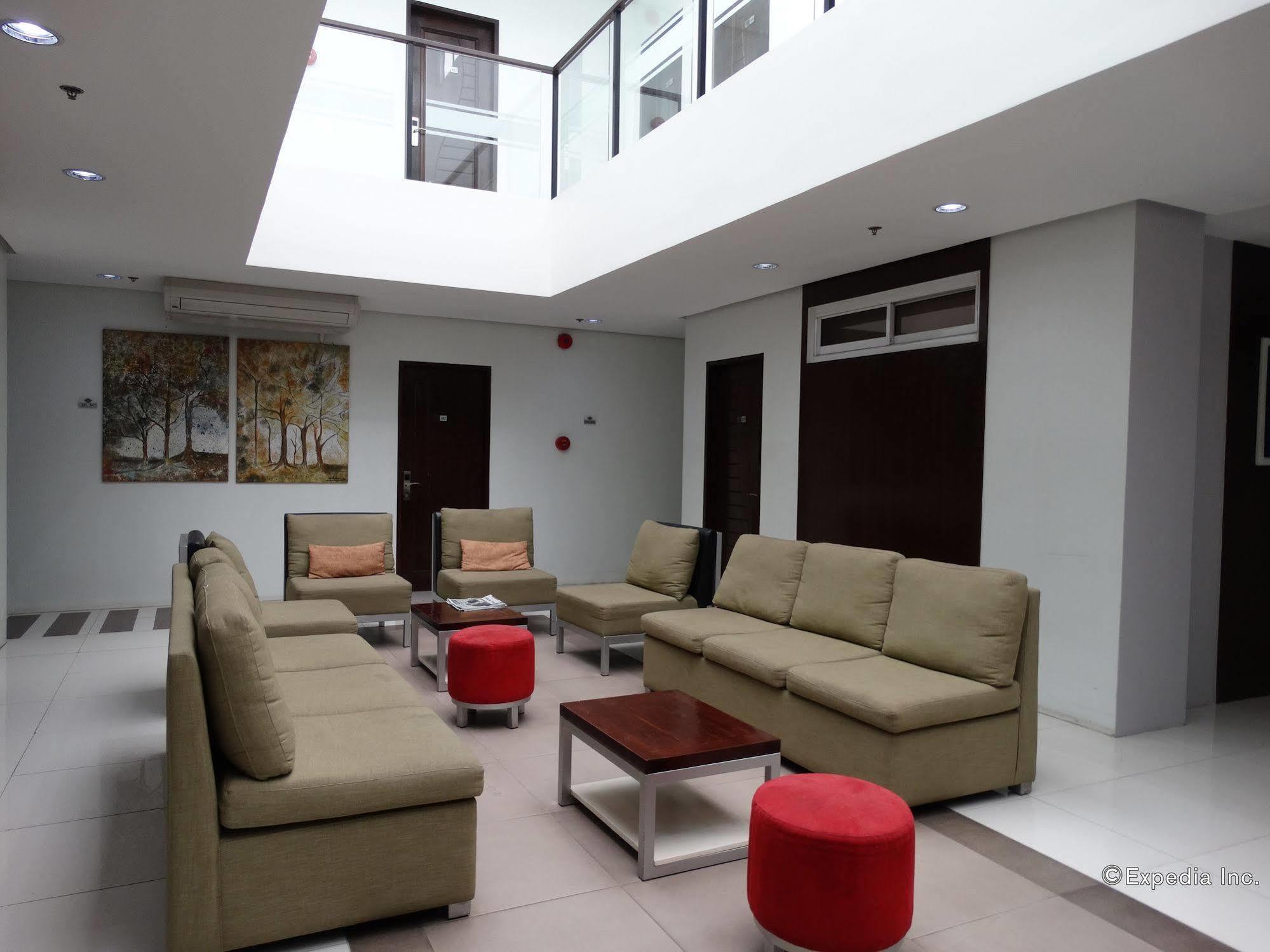 Empire Suites Hotel Puerto Princesa Eksteriør billede